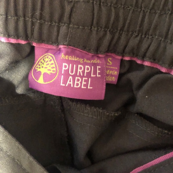 Scrubs - Picture 3 of 4